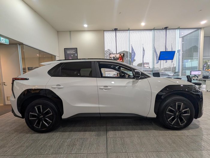 2025 Subaru Solterra AWD