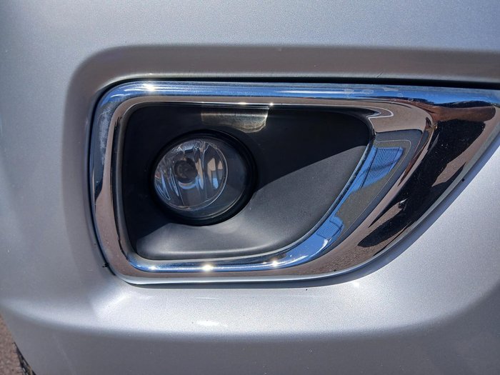 2019 Nissan Navara ST