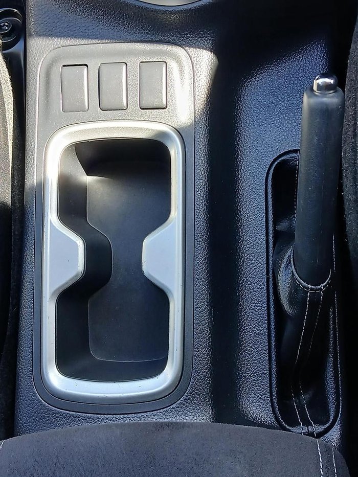 2019 Nissan Navara ST