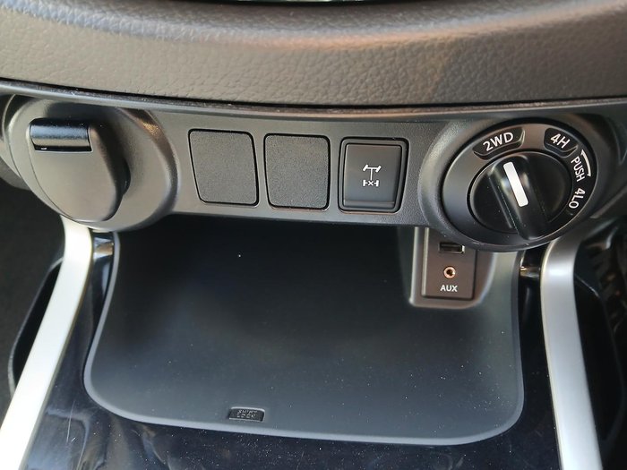 2019 Nissan Navara ST