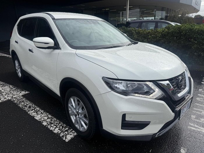2022 Nissan X-TRAIL ST
