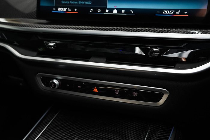 2023 BMW X5 M60i