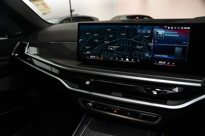 2023 BMW X5 M60i