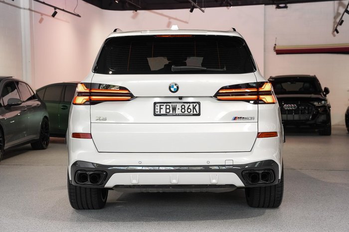 2023 BMW X5 M60i