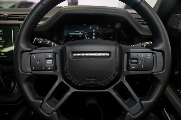 2024 Land Rover Defender 110 D300 X-Dynamic HSE
