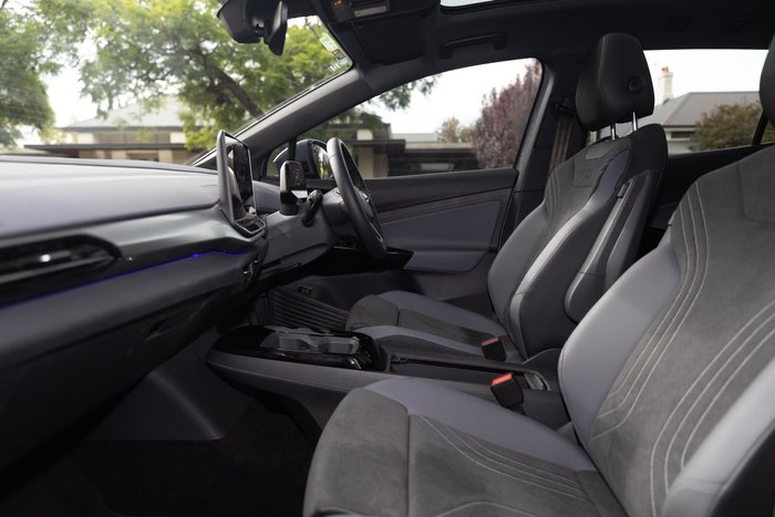 2025 Volkswagen ID.4 Pro