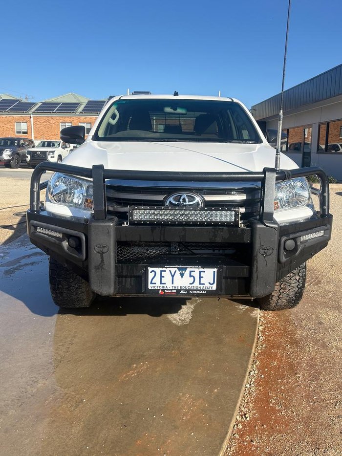 2018 Toyota Hilux SR GUN126R 4X4 Dual Range Glacier White