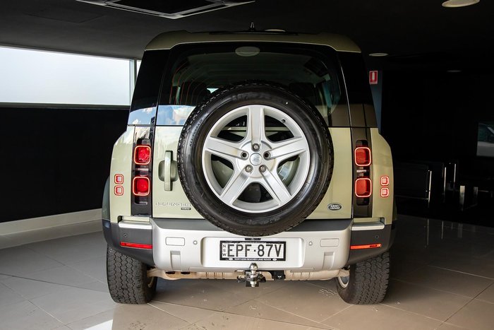 2021 Land Rover Defender 110 D300 SE