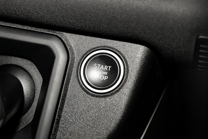 2021 Land Rover Defender 110 D300 SE