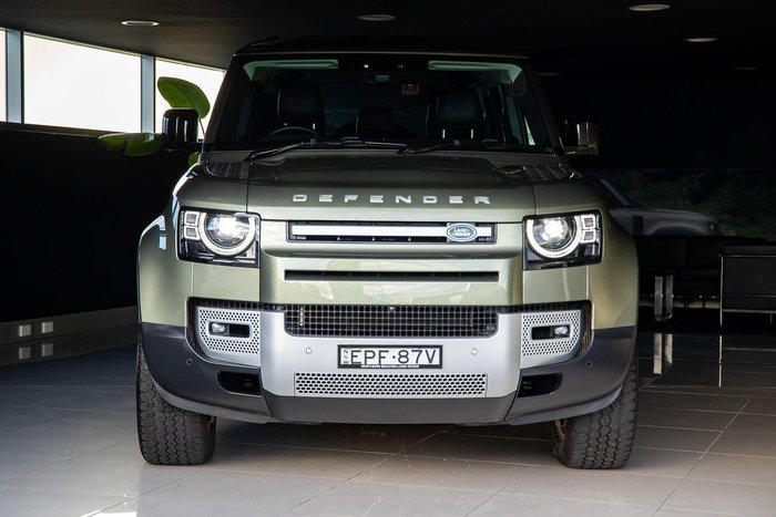 2021 Land Rover Defender 110 D300 SE