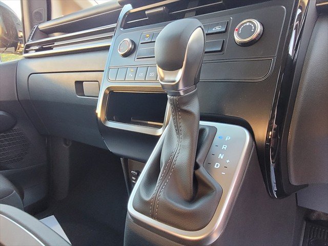2026 HYUNDAI STARIA
