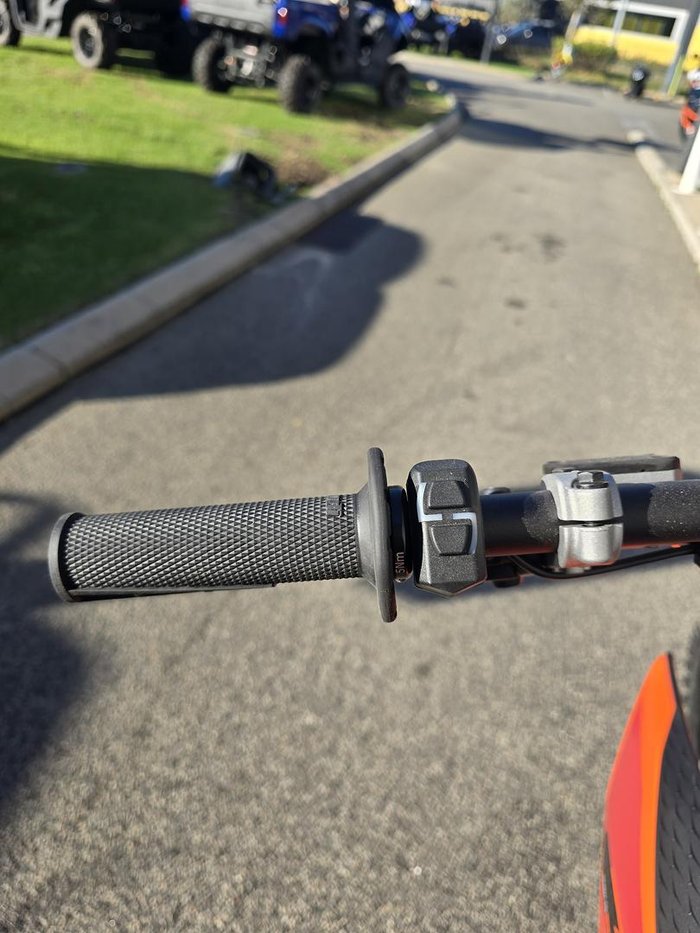2025 KTM 300 SX SX Orange