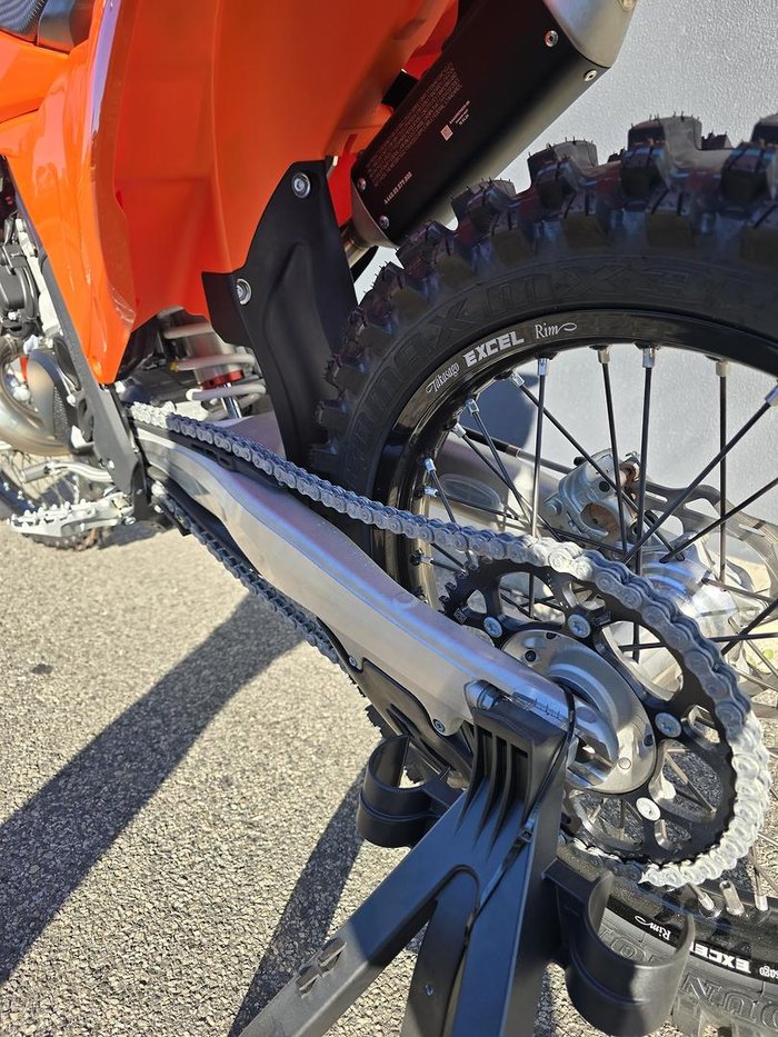 2025 KTM 300 SX SX Orange