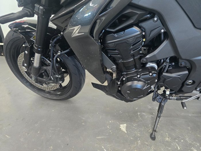 2026 Kawasaki Z1100 Black