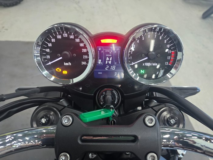 2026 Kawasaki Z900RS Red
