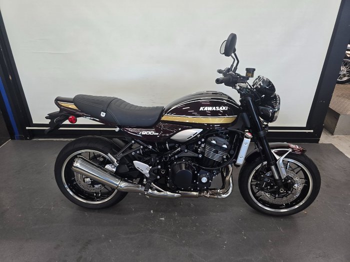 2026 Kawasaki Z900RS Red