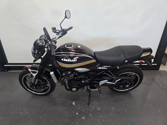 2026 Kawasaki Z900RS Red