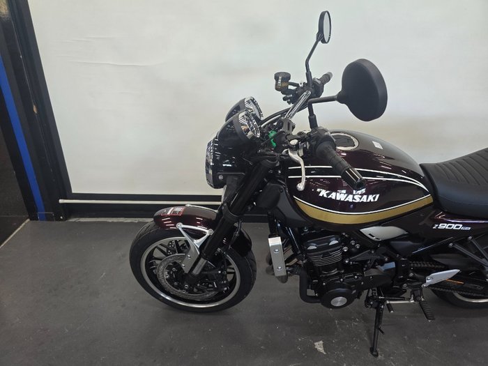 2026 Kawasaki Z900RS Red