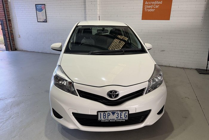 2014 Toyota Yaris YR NCP130R Glacier White