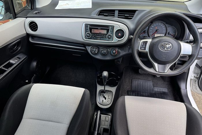 2014 Toyota Yaris YR NCP130R Glacier White