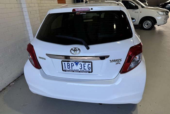 2014 Toyota Yaris YR NCP130R Glacier White