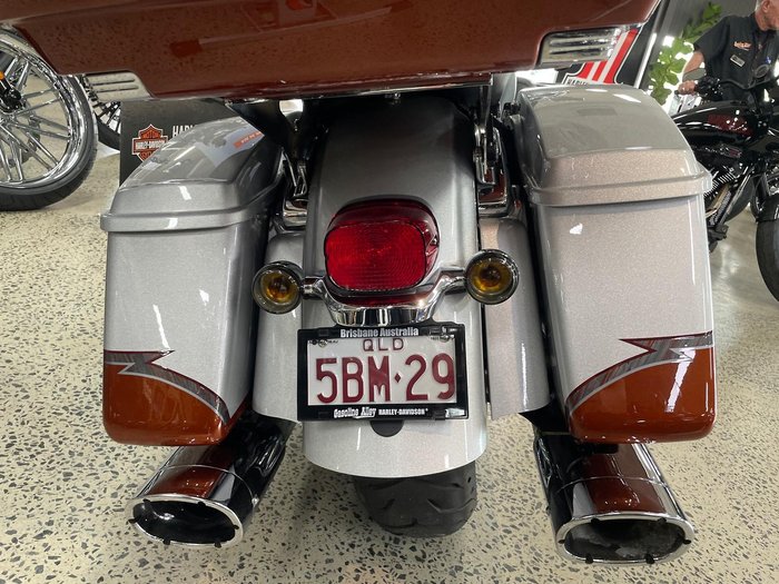 2014 Harley-Davidson CVO Ultra Limited (FLHTKSE)