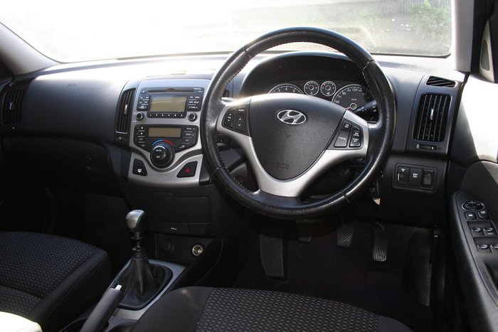 2010 Hyundai i30 SLX FD MY11 Continental Silver