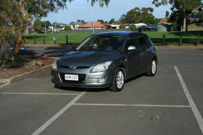 2010 Hyundai i30 SLX FD MY11 Continental Silver