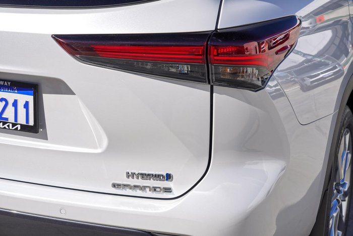 2024 Toyota Kluger Grande