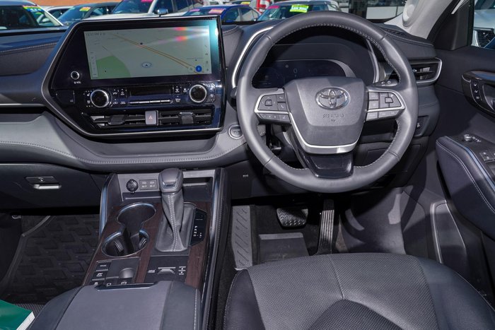 2024 Toyota Kluger Grande