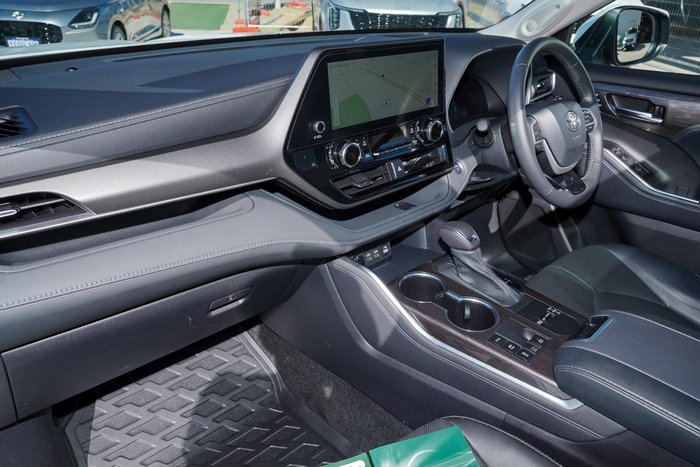 2024 Toyota Kluger Grande