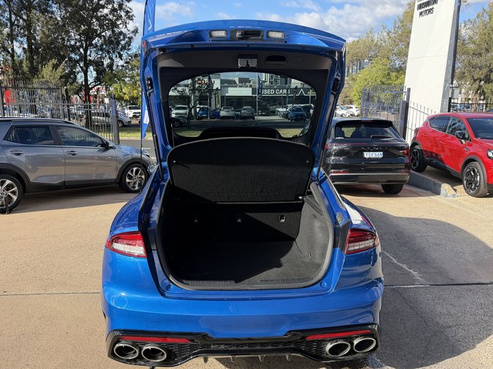 2022 Kia Stinger 330S