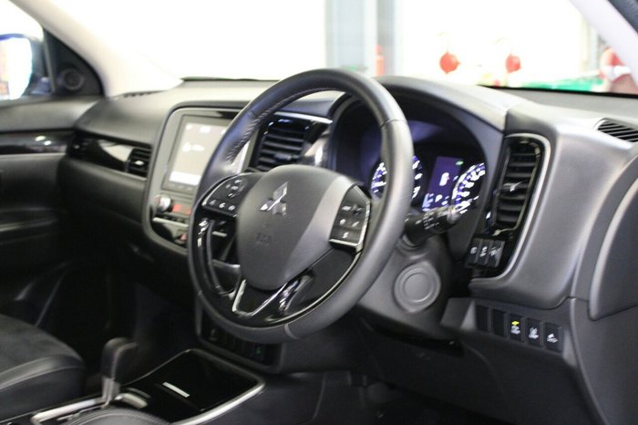 2020 Mitsubishi Outlander