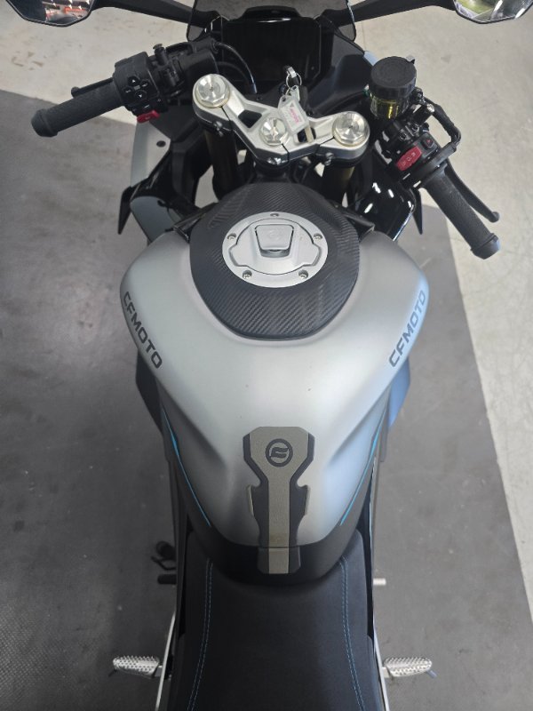 2026 CFMOTO 450 SR S GEM BLACK