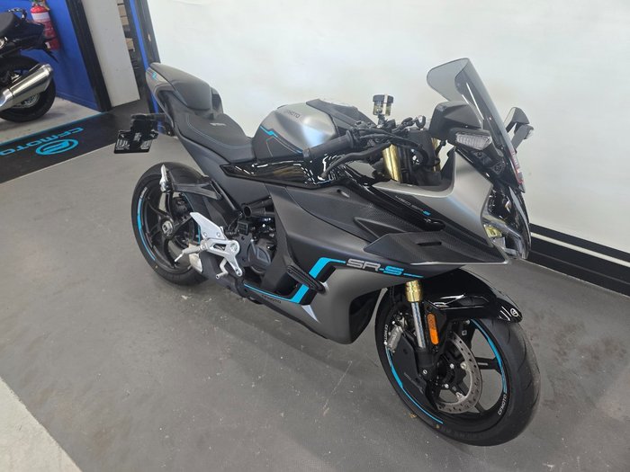 2026 CFMOTO 450 SR S GEM BLACK