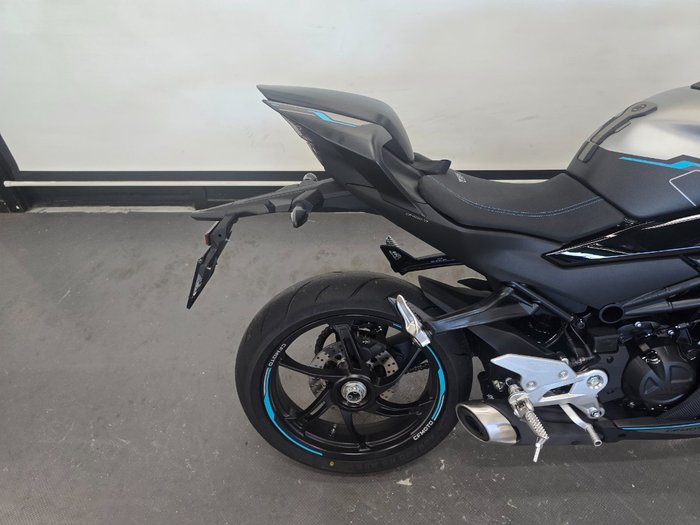 2026 CFMOTO 450 SR S GEM BLACK