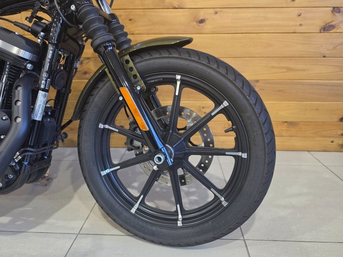2017 HARLEY-DAVIDSON XL883 IRON 883