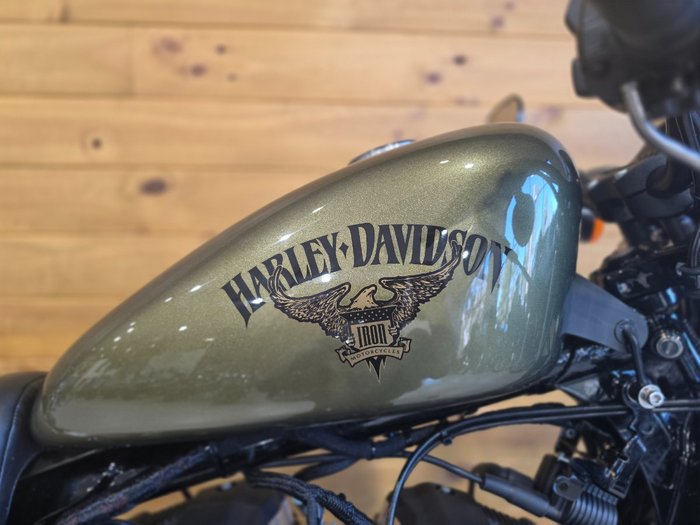 2017 HARLEY-DAVIDSON XL883 IRON 883