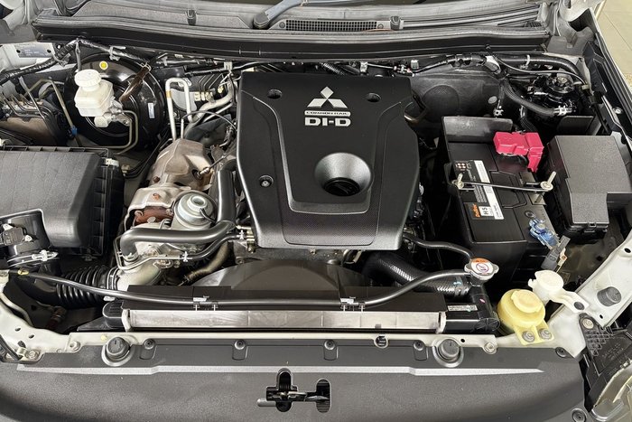 2018 Mitsubishi Pajero Sport GLS