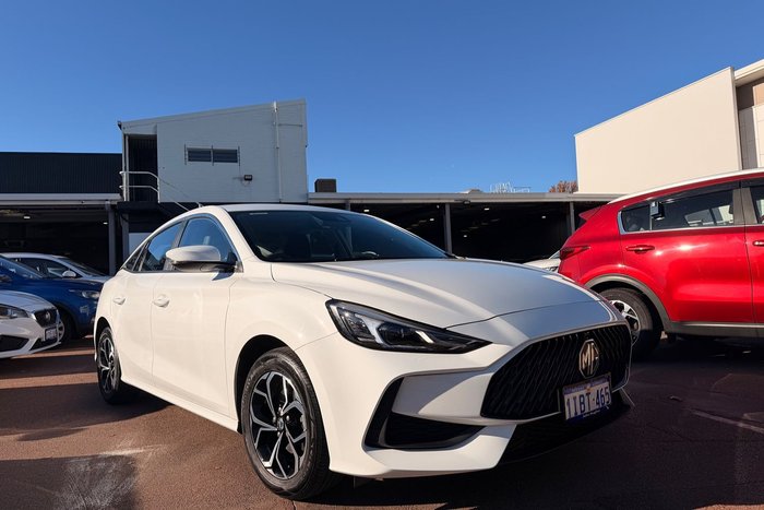 2023 MG MG5