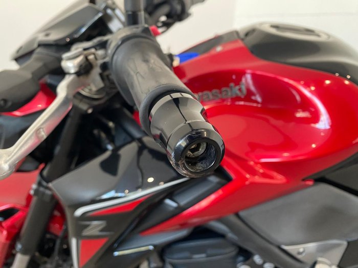 2018 Kawasaki Z900 (ZR900B) Z Red