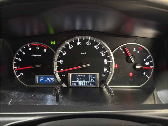 2014 Toyota Hiace Long Super GL 4WD