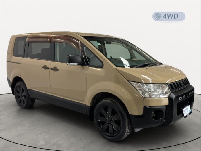 2007 Mitsubishi Delica