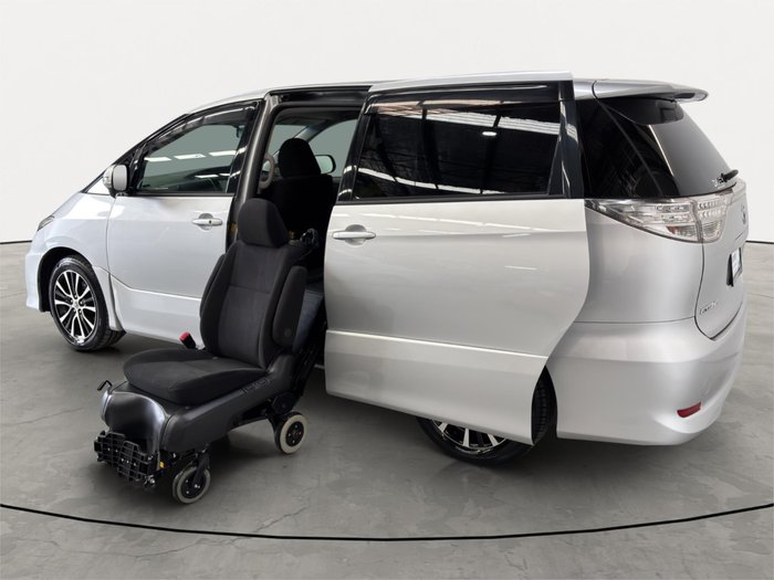 2012 Toyota Estima