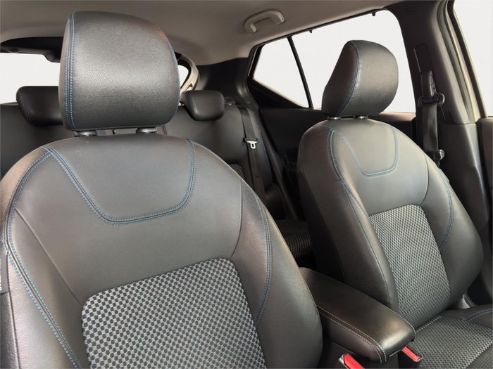 2021 Nissan Kicks X