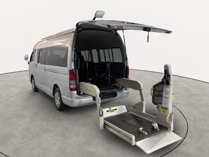 2007 Toyota Hiace