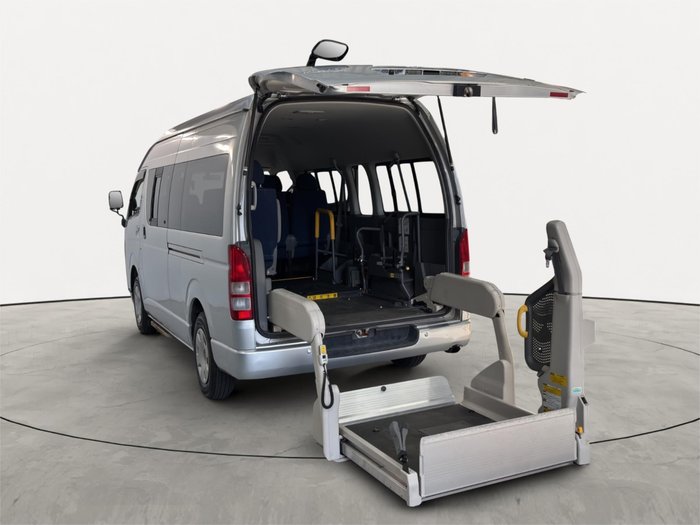 2007 Toyota Hiace
