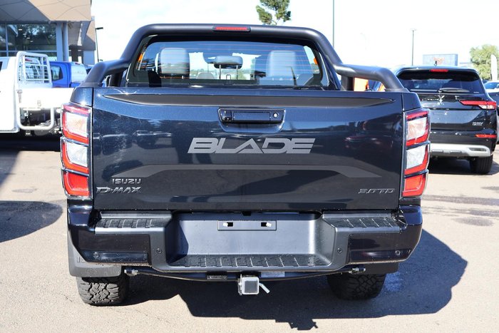2026 Isuzu D-MAX BLADE