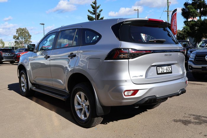 2026 Isuzu MU-X LS-M