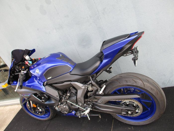 2023 Yamaha YZF-R7LA BLUE